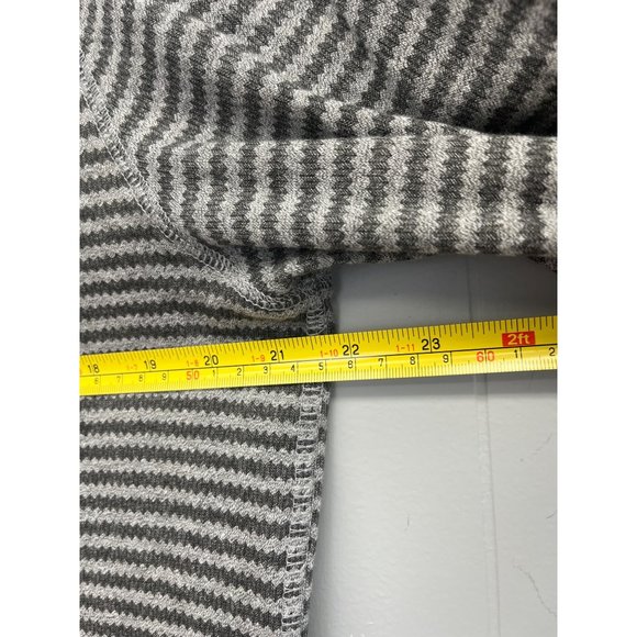 Levi’s Levi Strauss Co. Men’s Grey Striped Medium Pullover Hoodie - Picture 6 of 8